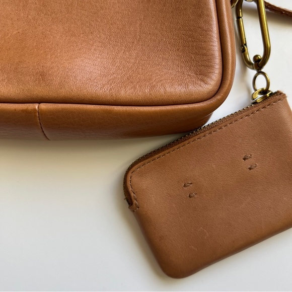 Madewell Leather Carabiner Mini Crossbody Bag & Mini Pouch set - Picture 5 of 8
